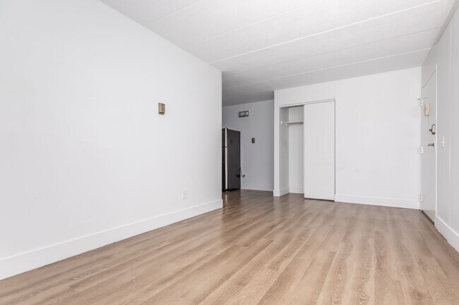 Photo - George Apartments