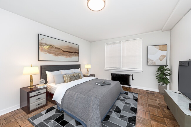 Photo - Barbara Court