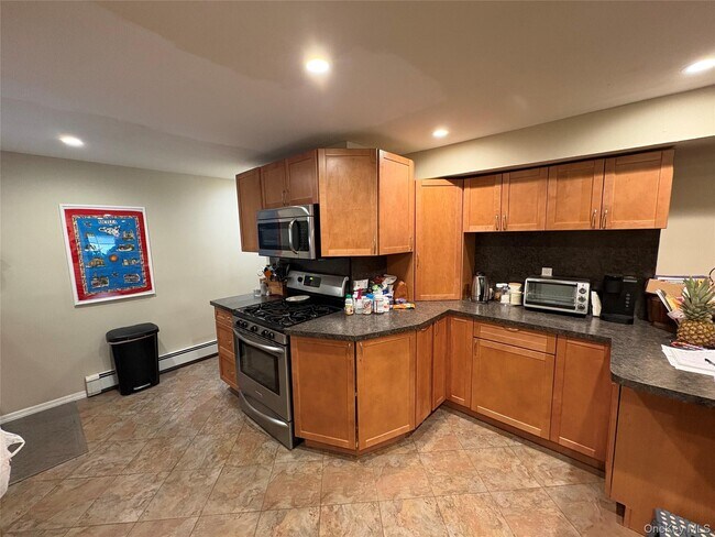 Photo - 191 Atlantic Pl