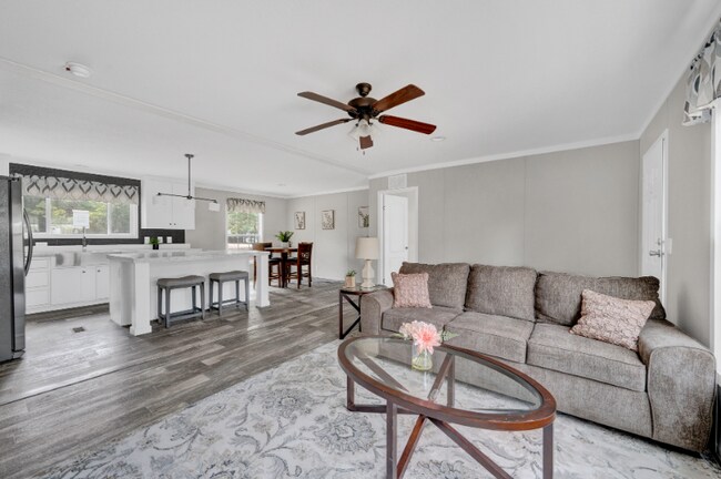 Photo - 20 Samaria St