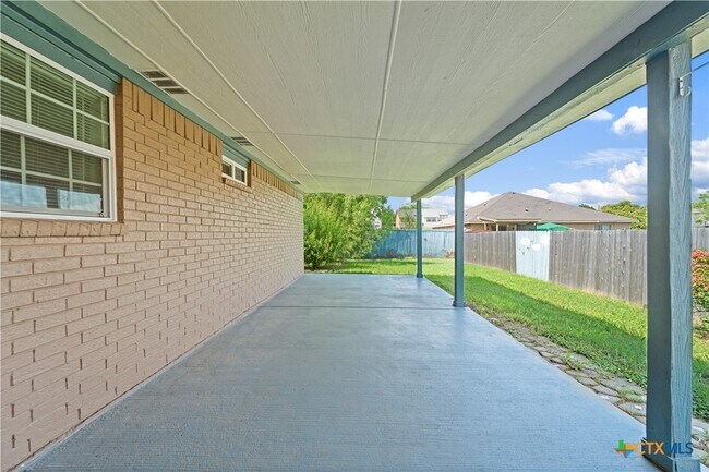 Photo - 303 Carly Dr