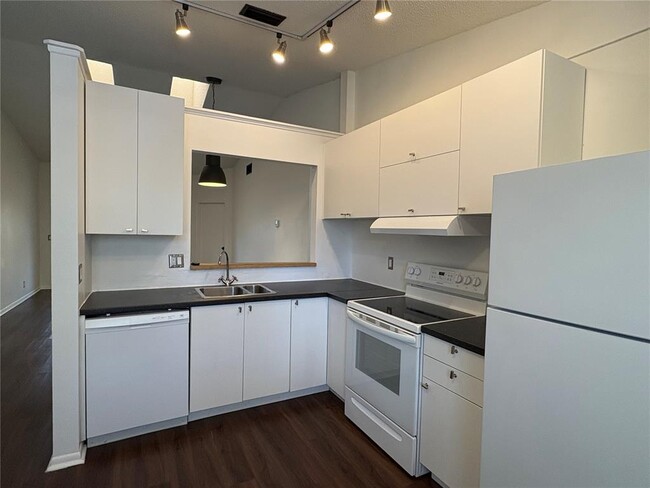 Photo - 2491 NW 56th Ave Unidad 4-17