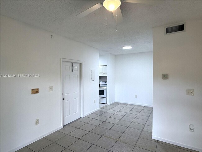 Photo - 1701 NW 96th Terrace Unit 1J