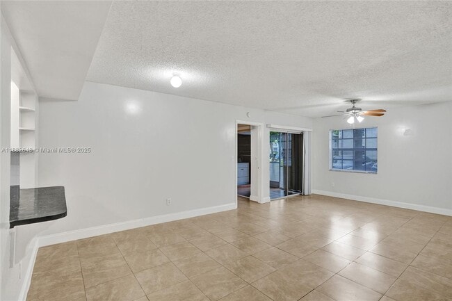 Building Photo - 447 NE 210th Cir Terrace Unit 101-20 Rental
