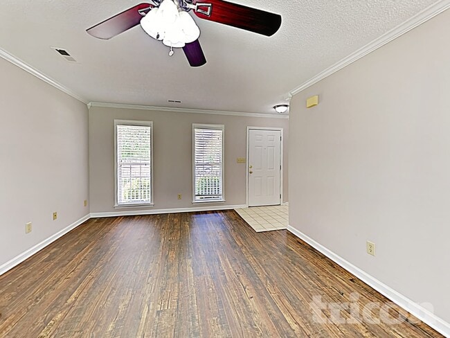 Photo - 2207 Planters Knoll Ln