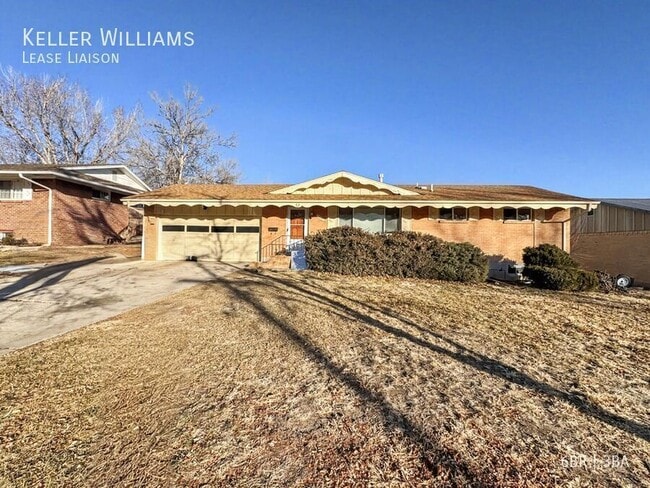 Building Photo - 2235 Clarkson Dr