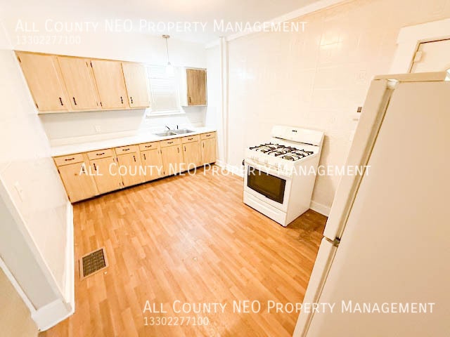 Photo - 911 Fulton Rd NW Apartamento Unidad 1