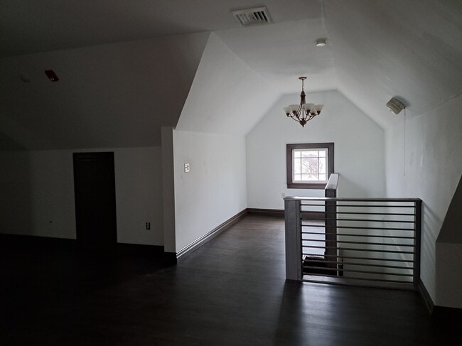 Photo - 261 Maple St Unidad 3rd Floor