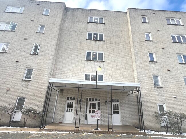 Building Photo - 11551 S Western Ave Unit C-3C