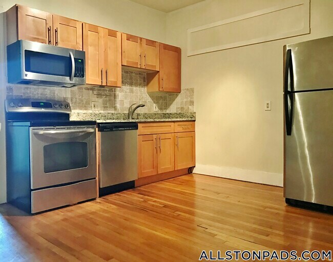 Photo - 15 Park Vale Ave Apartment Unit 7