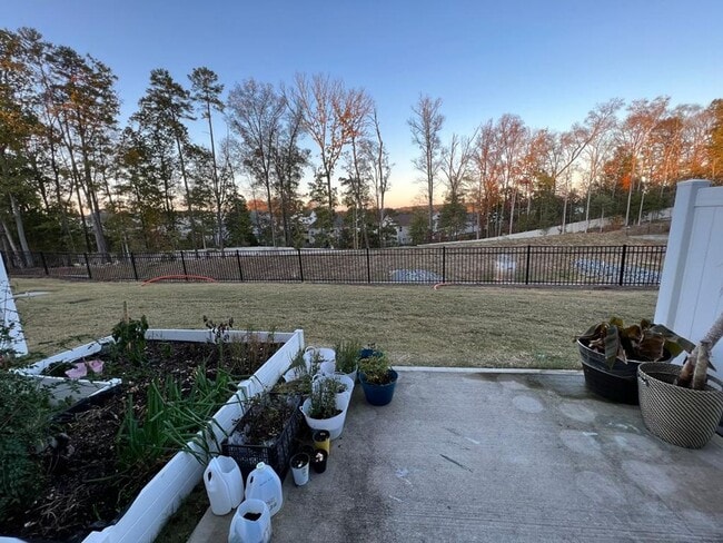 Photo - Modern and Sleek Meet Spacious and Luxurious