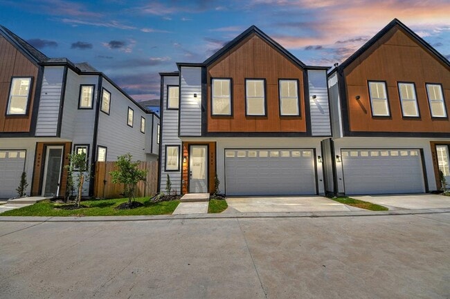 Photo - 9004 Orange Spg Dr Casa