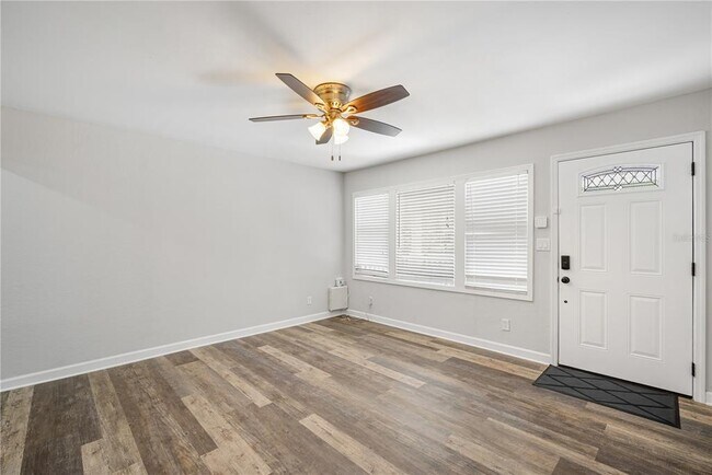 Photo - 1605 W Knollwood St