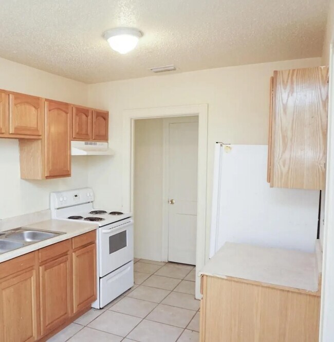 Photo - 7545 Wilder Ave