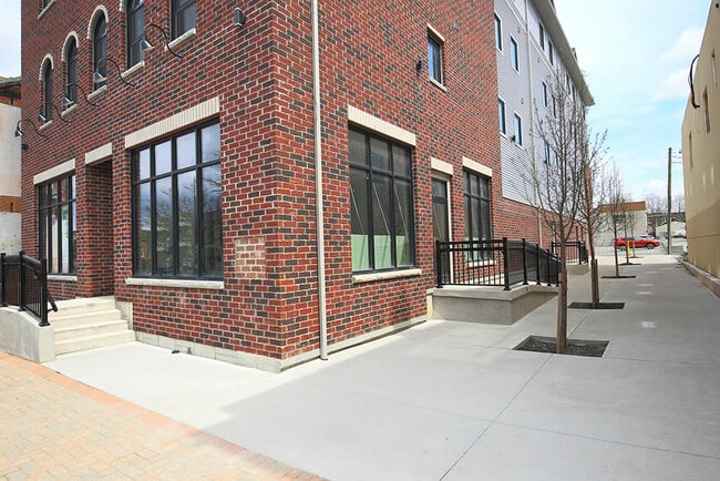 Photo - 14 Front St N Unité NiagaraStudent Living