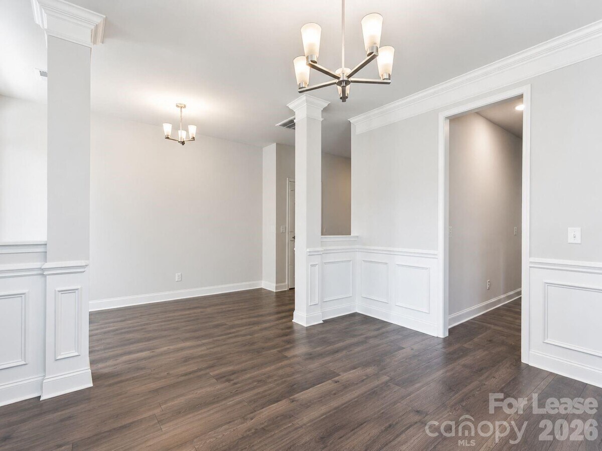 Photo - 11732 Glenwood Dr
