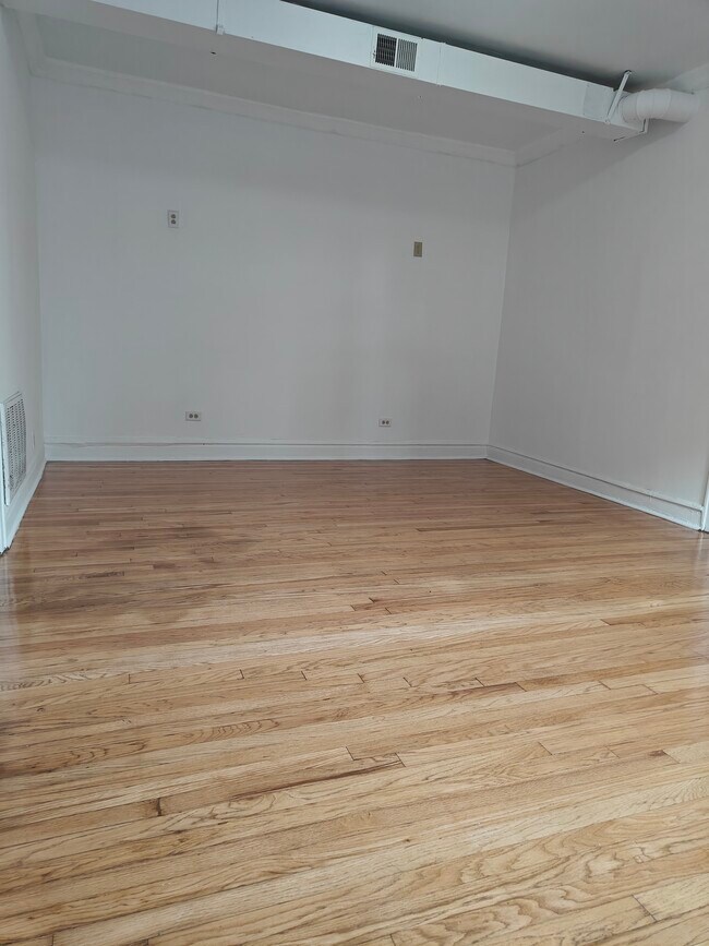 Photo - 4117 W Wilcox St Unidad 2