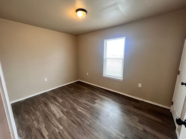 Photo - Section 8 approved, move in special!