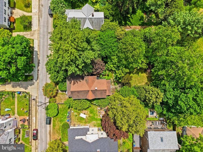 Photo - 6008 Clearspring Rd