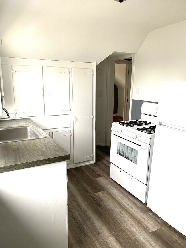 Photo - 923 Walnut St Unit 3