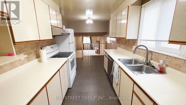 Photo - 31 Colonsay Rd