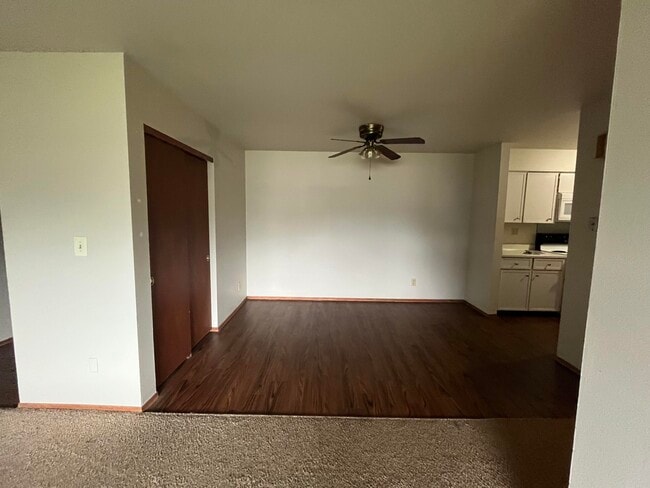 Photo - 3809 S 35th St