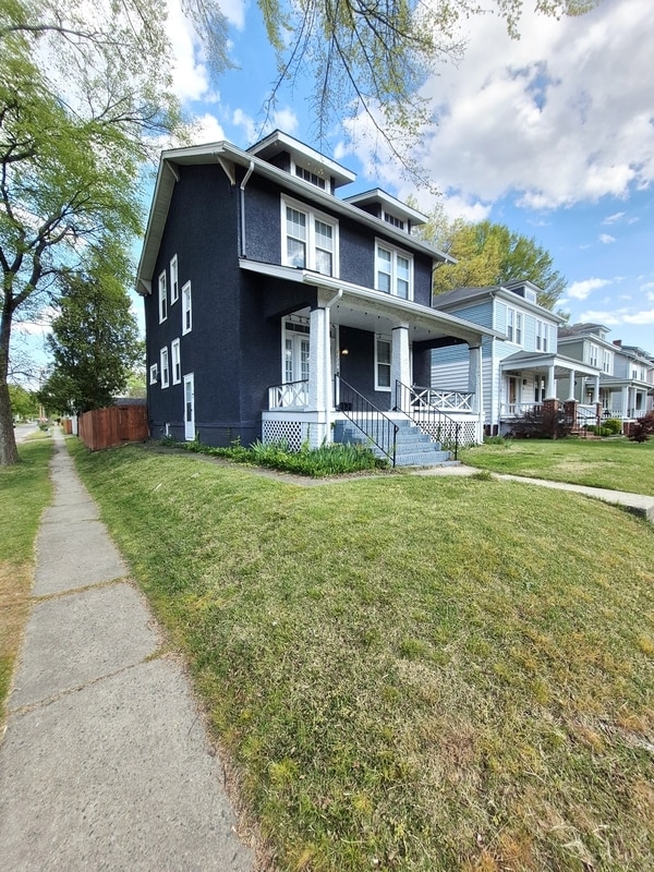 Photo - 2723 Fendall Ave