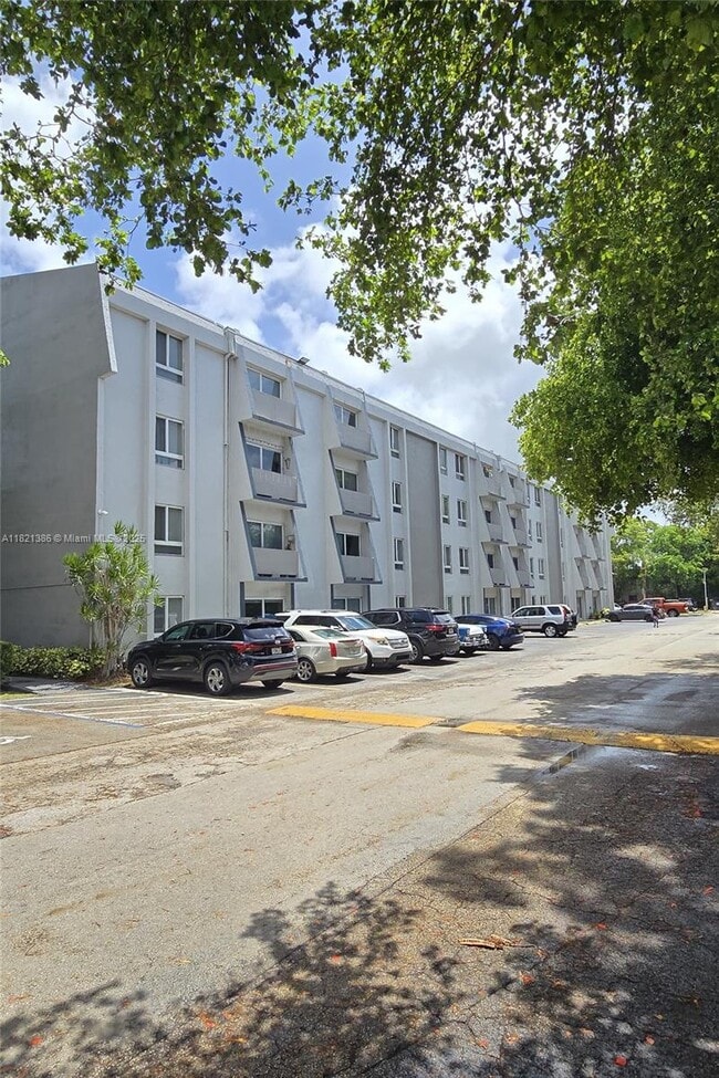 Photo - 11110 SW 196th St Apartment Unit 102