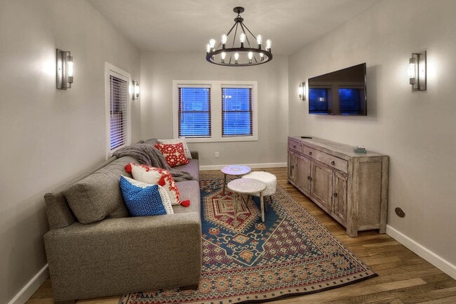 Photo - PRE-LEASE AUGUST 2026 - 4/4 HOUSE 3 BLOCKS FROM UA