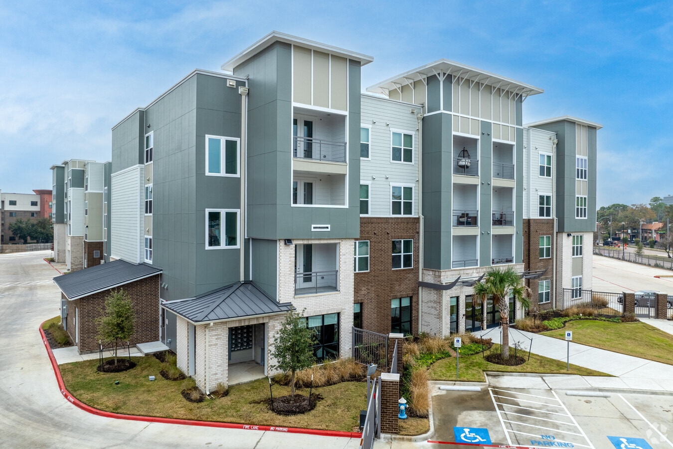 Primario - Ella Grand -1036