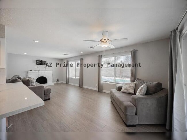 Photo - 3715 E Sweetwater Ave