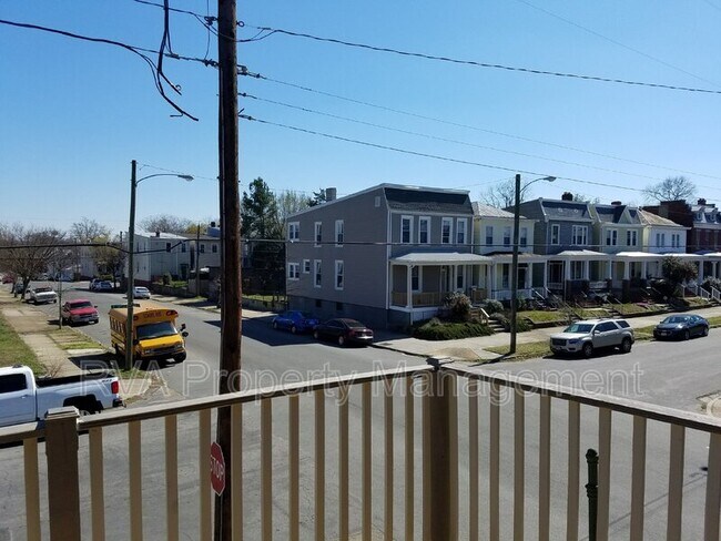 Photo - 600 N 32nd St Unidad C