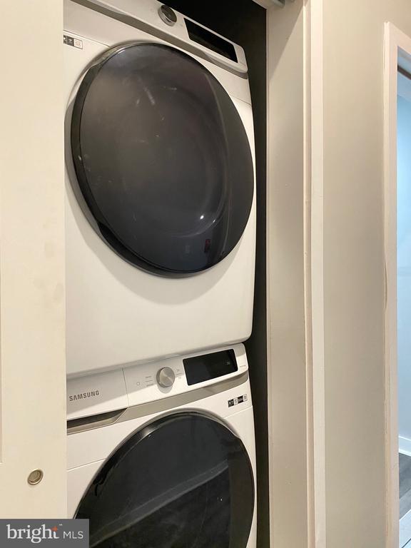 Photo - 1 W Main St Unit 903