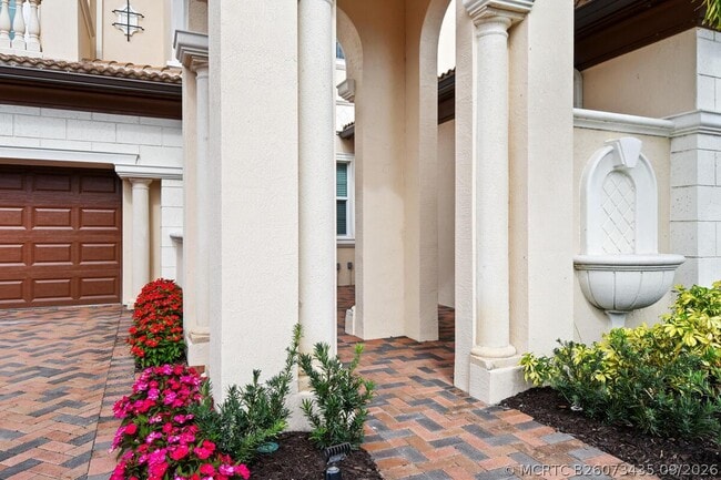 159 Tresana Blvd Unit 113