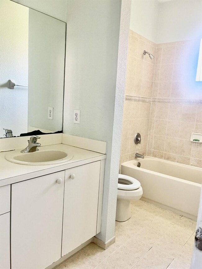 Photo - 521 Princess Dr Unit 521