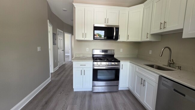 Photo - 218 Dwight St Unidad 2