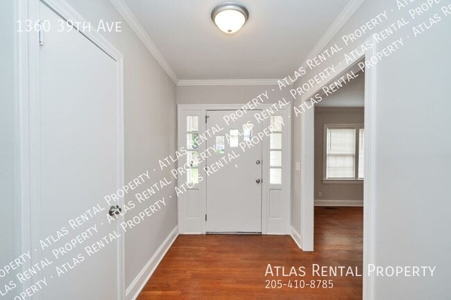 1360 39th Ave E