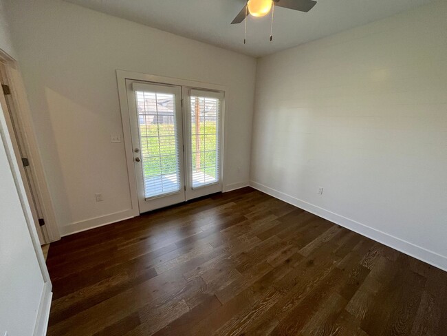 Photo - 3850 W Somerville Ln