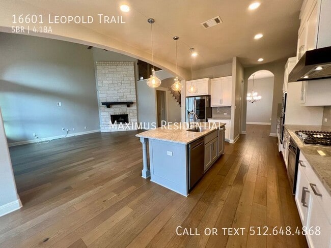 Photo - 16601 Leopold Trail