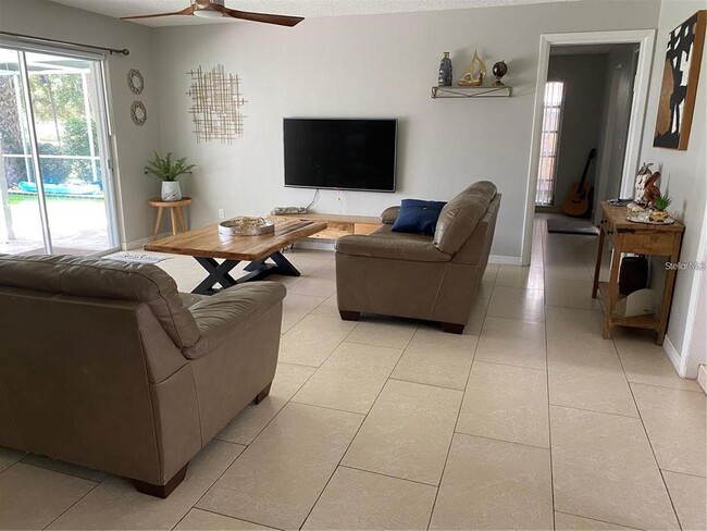 Photo - 2219 St Charles Dr