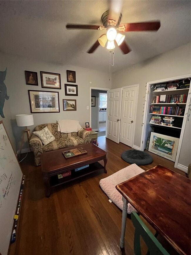 Photo - 416 W 32nd St