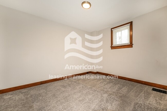 Photo - 726 Grandview Ave