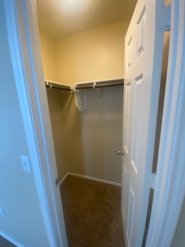 Photo - 6237 Adair Dr Unit Small Room