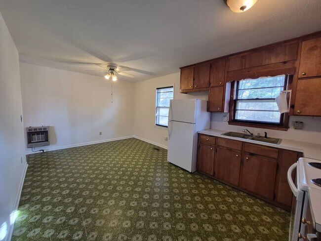 Photo - NEW LISTING!!!!!