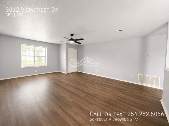 Photo - 3012 Viewcrest Dr