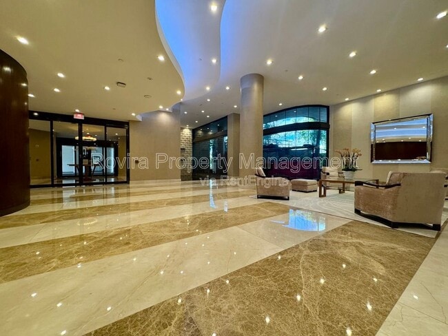 Photo - 19667 Turnberry Way Unit TW E