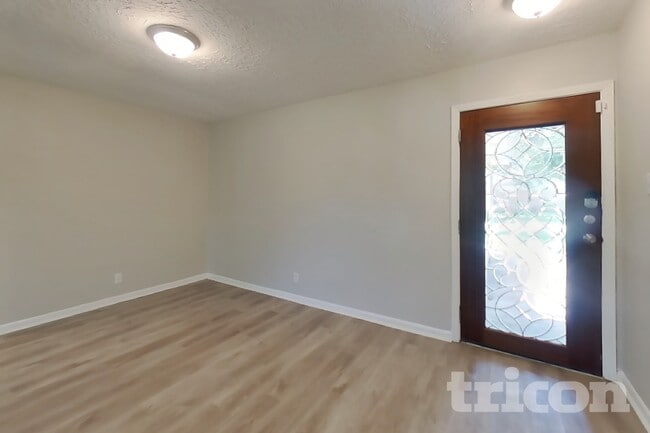 Photo - 13307 Venice Cir
