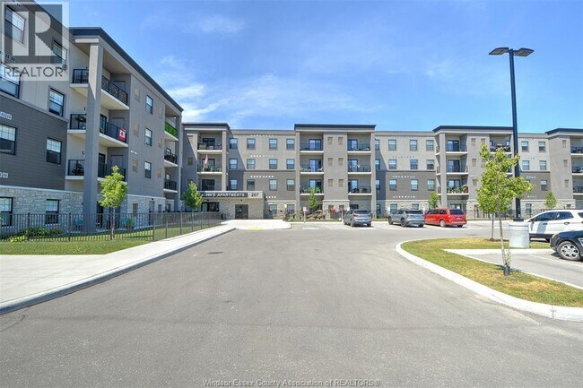 Photo - 207 Brock St Unité 116