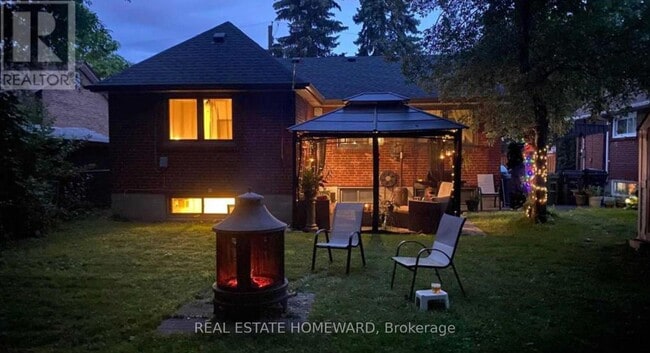 Photo - 30 Marchington Cir