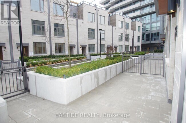 Photo - 165 Pears Ave.